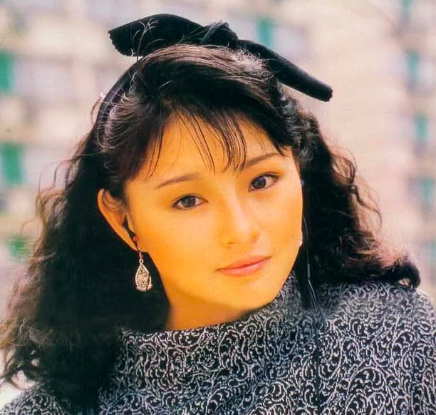 肖浩飞白|李赛凤:24岁烧伤毁容,36岁嫁大18岁富豪,42岁被指与义子偷欢