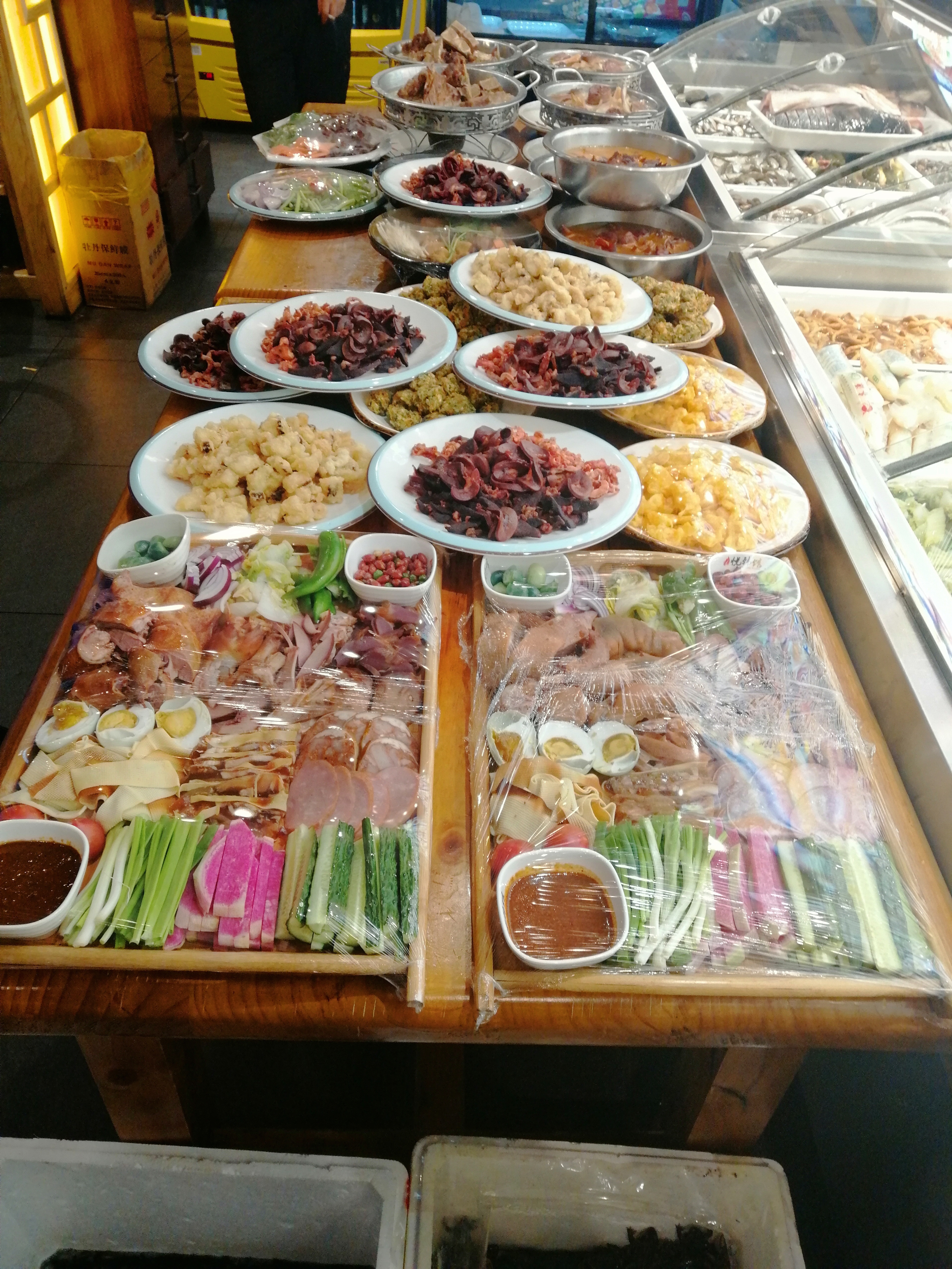 szfreeman 来鹤城遭遇大雪，晚上仔细听，还能听到雪飘落的声音