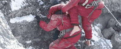 吴京|吴京伤情报告曝光,全身缝合100多针:硬汉?你太小看他了