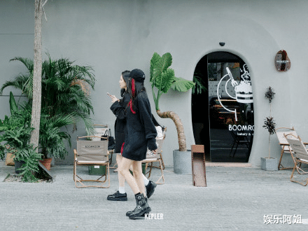 香港|杨幂停工后放飞自我？顶个性造型不停约好友逛街，结果被质疑了