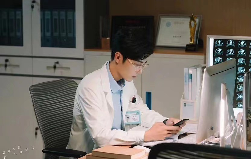 龚俊|湖南台又甩出一个“王炸”，播3集收视破1，龚俊新剧越看越上瘾