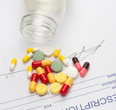 舜网 女子购买药物自杀未果起诉药店,网友:倒打一耙界扛把子选手