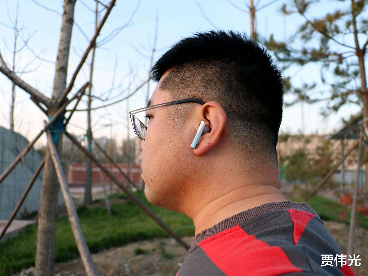 藍牙耳機|入手體驗哈氪零度藍牙耳機，冰晶外觀引人注目、千元以內顏值巔峰