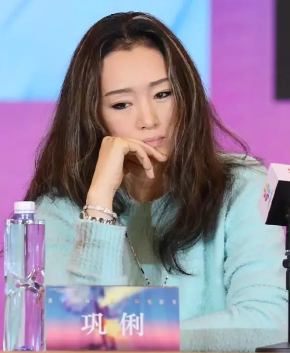 佟丽娅|不得不怀疑，她又怀孕了？