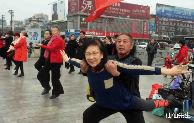 仙仙先生|“母亲才去世43天”73岁大爷急找老伴再婚，被两个儿子百般阻挠