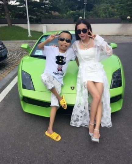 陈山|曾是互联网元老级网红，因炫富和低俗被人封杀，如今再度归来人气惨淡