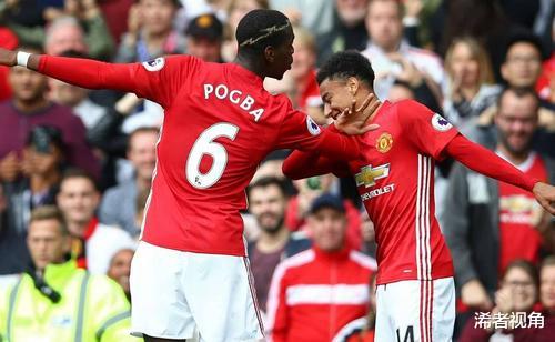 曼联|索帅喜从天降！曝林加德突迎重大利好，曼联这回赚大发了