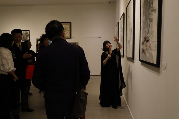 开幕式|线与墨的大道至简与大美天成 恩脉最新个展在喜玛拉雅美术馆开幕