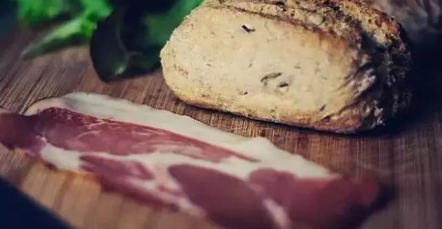 中风|提醒：吃饭总咬到舌头，其实是身体在向你发出一个很危险的信号