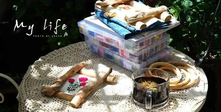 为了建花园，买了个带40㎡露台的顶楼房，入住四年如今美成了画