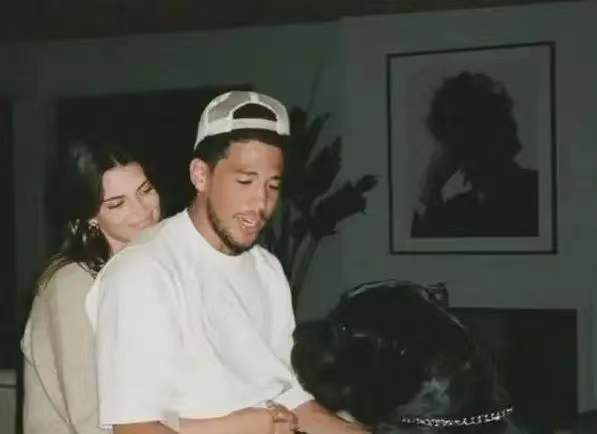 肯达尔·詹娜|NBA最美伴侣，换男友如家常便饭，两个姐姐被绿，如今总算老实了