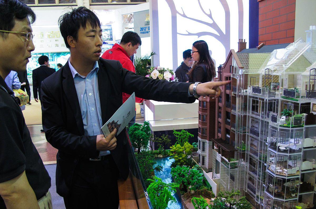 信用卡 “卡奴养卡”玩法要失灵了？多家银行已行动，套现后果更加严重