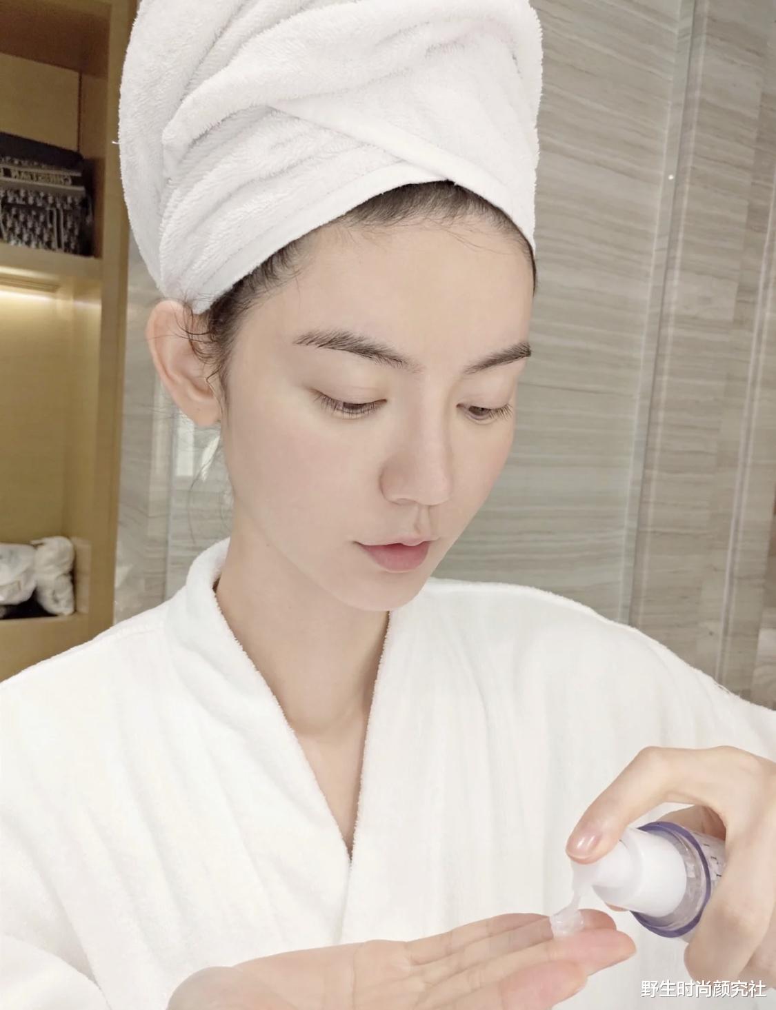 按摩 40岁的女人想要不显老，日常坚持3个习惯，皮肤会水润细腻显年轻