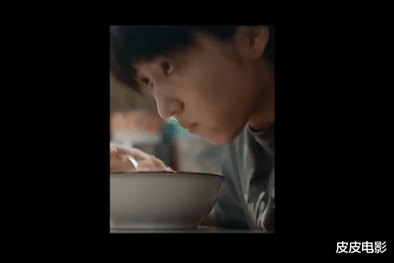 张子枫|张子枫的“觉悟”，能让多少女明星“脸红”？