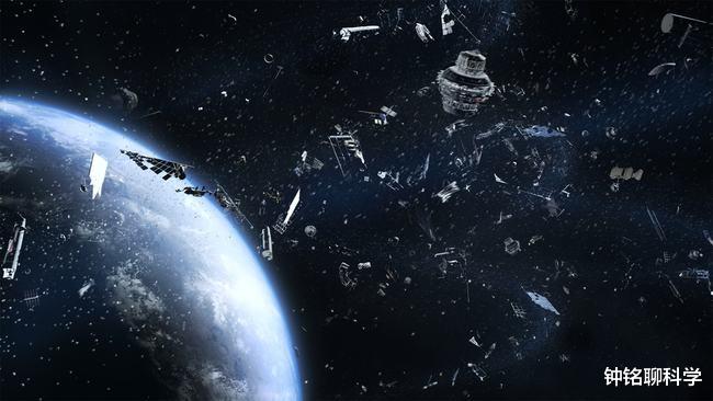 航天员 汤洪波吃剩的苹果核去哪啦？说它变成“流星”了你信吗？