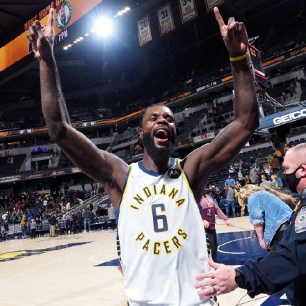 辽宁男篮|46分19助攻！CBA外援NBA发威，10天合同被转正，辽宁眼光毒辣