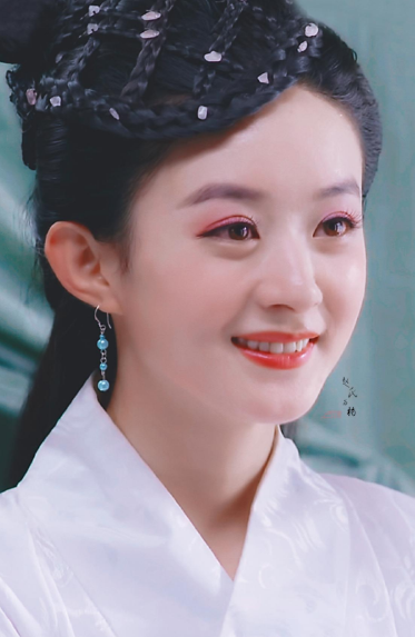 赵丽颖|这部剧拖了3年才播出，如今剧中女配已成顶流，女主却进了牢房