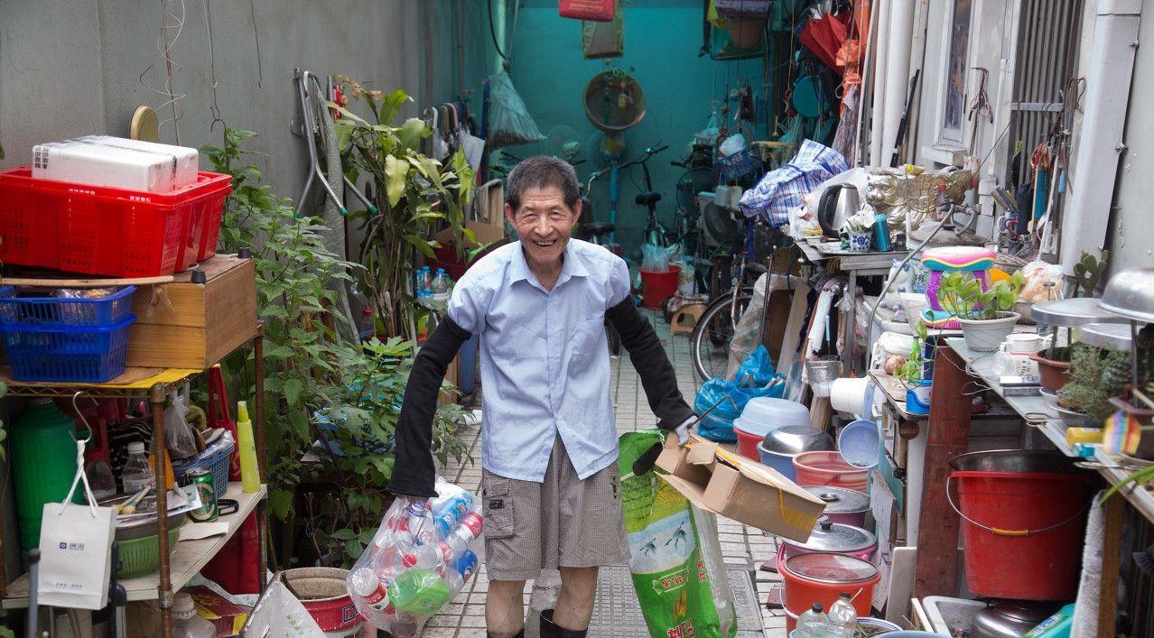沈阳|靠捡废品也能致富？沈阳一位老汉专捡易拉罐，3年就赚了270万