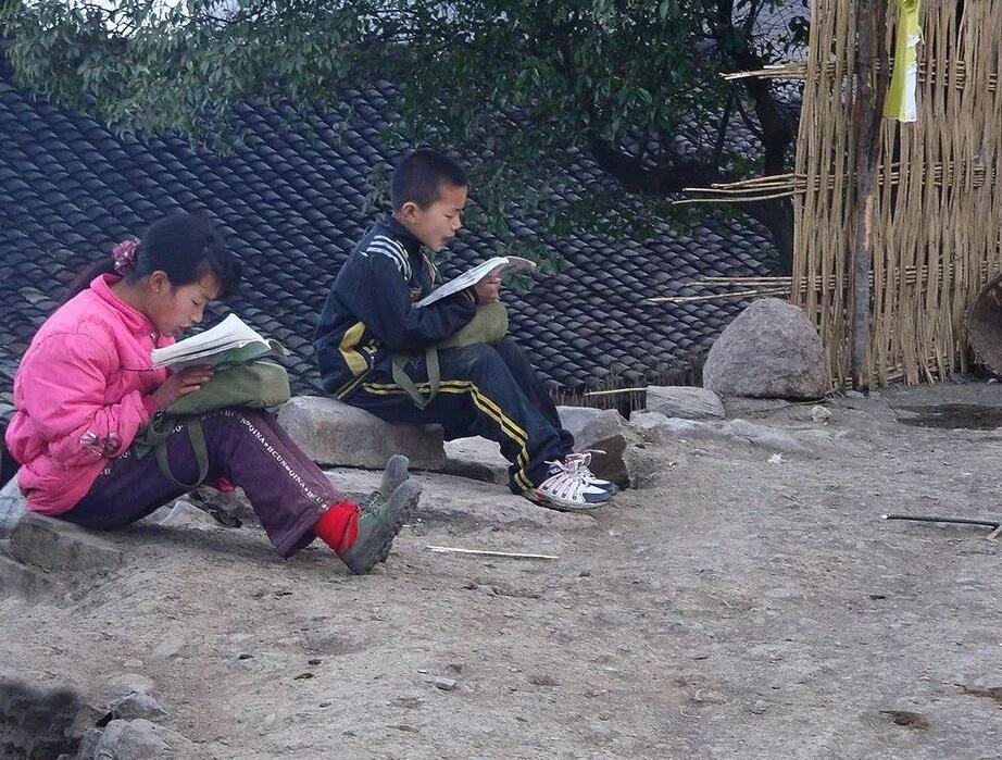 两口育儿|二年级男孩坚持晨读,家长并未刻意指导,背后缘由引人深思