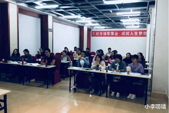 文职|军队文职招聘，近5千多个岗位无人问津，背后的原因很扎心！