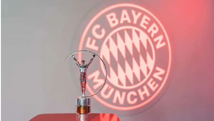 抵槮布爱 惊喜！第七个奖杯已被收入囊中！