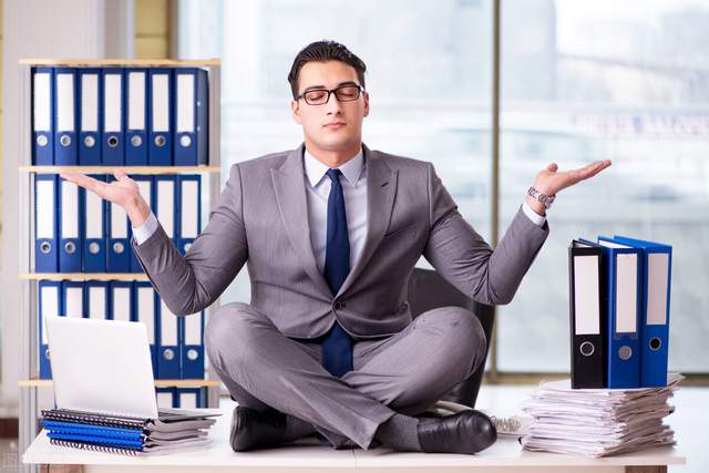 |企业老板均是洗脑者:接受新,摒弃旧,本质就是大脑清仓甩货