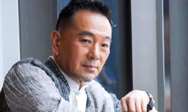 张晨光|张晨光为了能够娶她,连续送了4年玫瑰花,为生子做试管婴儿