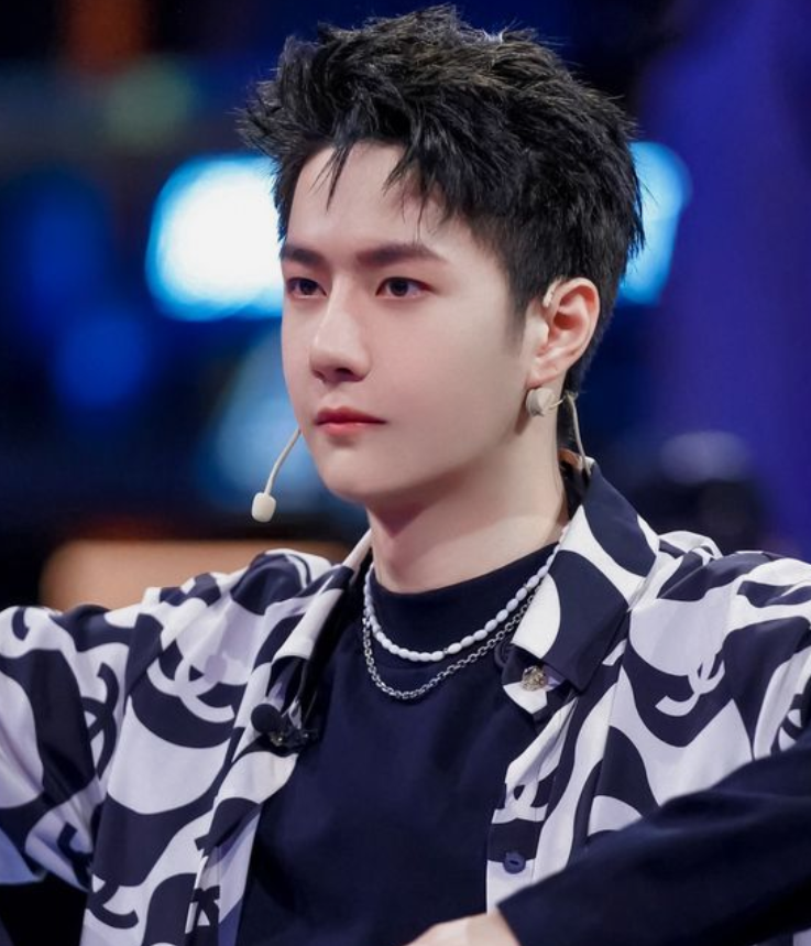 王一博|王一博，一个帅帅但是憨憨的男神， 你们喜欢吗