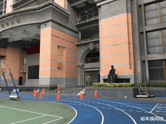 唐奕聪|继吴孟达、唐奕聪之后，又一21岁女歌手去世，事前曾遭爸爸打耳光