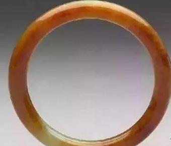 冰种翡翠|跨越时空之美——台北故宫的清代翡翠，个个都是无价之宝