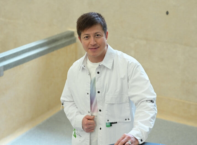 TVB|祸不单行！54岁香港男星因疫情收入骤减，与妻子离婚20年婚姻破裂