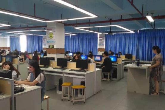 一更育儿|未来几年内这3个专业很“吃香”，就业前景好，薪资待遇也高