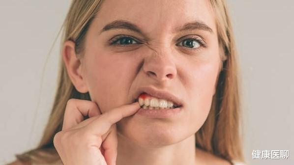 牙齿|人到中年，牙齿健康很重要！