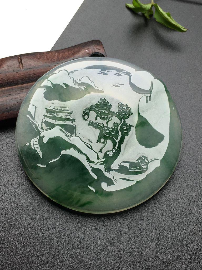 翡翠|什么样的翡翠值得收藏，看重质量还是数量