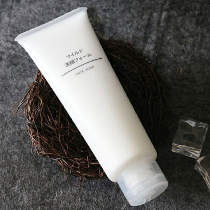 洗面奶 洗面奶:祛痘印控油,越洗脸越滑嫩,有光泽