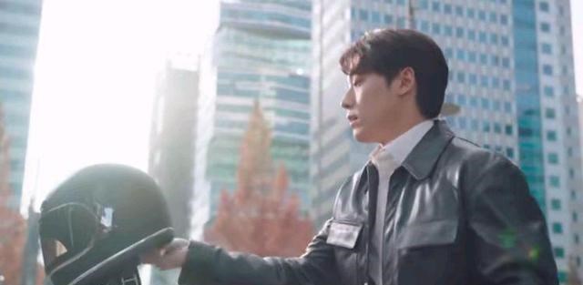 靳东|从虐恋变复仇，李到睍、林秀晶的《抑郁症》第7集：他成年之后