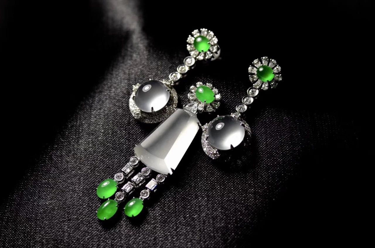 翡翠|为什么真正懂翡翠的人都不太愿意帮别人估价？这其中究竟藏了多少讲究？