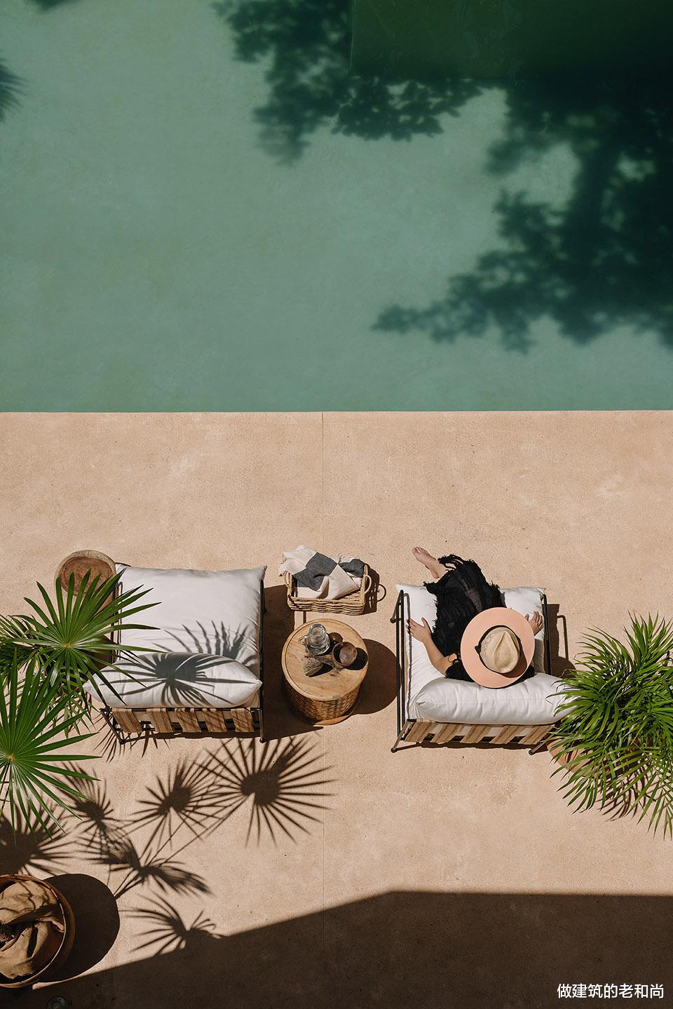 尊重殖民风格的老建筑改造：外部平平无奇，内部却大有乾坤