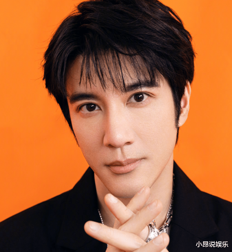 王力宏|王力宏直播剃胡子，带货1小时成交117万，粉丝刷礼“嘉年华”不断