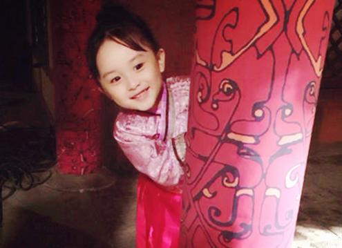 芈月|2岁出道年入百万的“小芈月”，因颜值高被“禁止整容”，今变成这样！