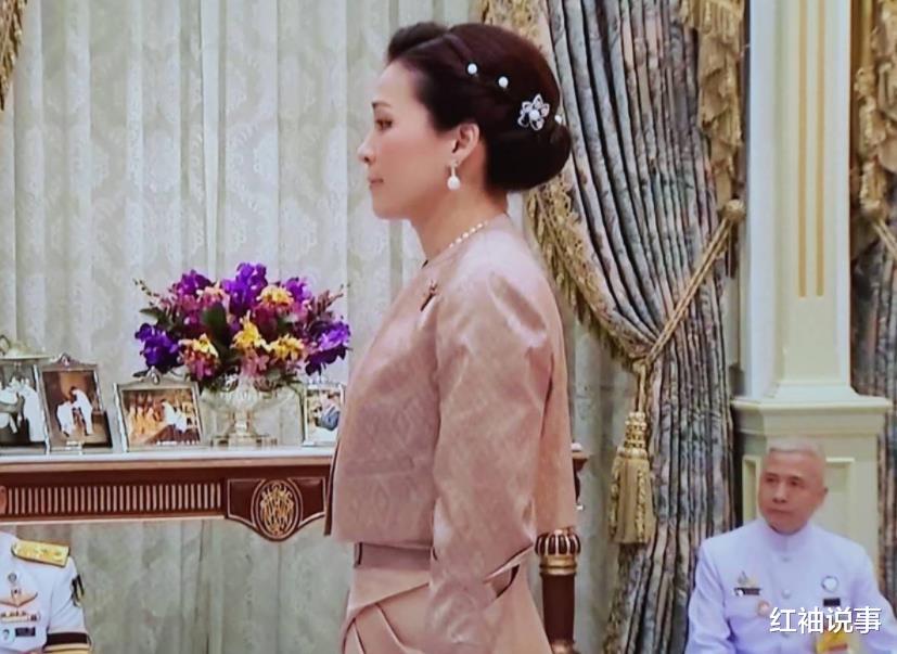 泰國王室迎來好消息，69歲泰王康復出院，一後一妃伴駕狀態好-圖7