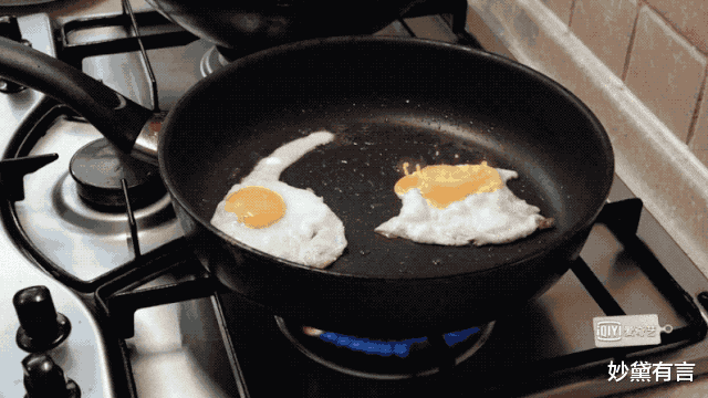 张歆艺|张歆艺夫妇的深夜对谈，看哭妈妈：当妈后不止一次，羡慕过男人