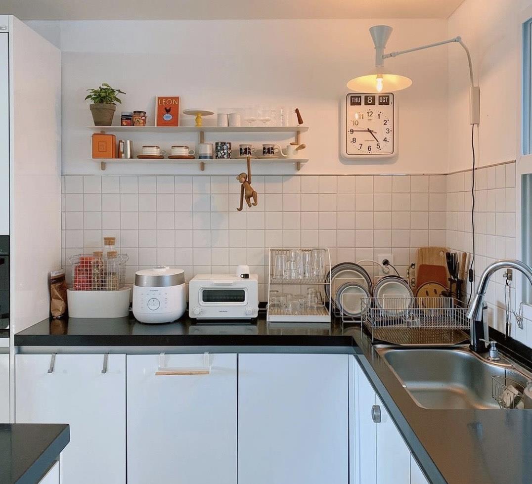 两个娃的韩国太太,还能把家收拾得如此干净清爽,让人不得不服!