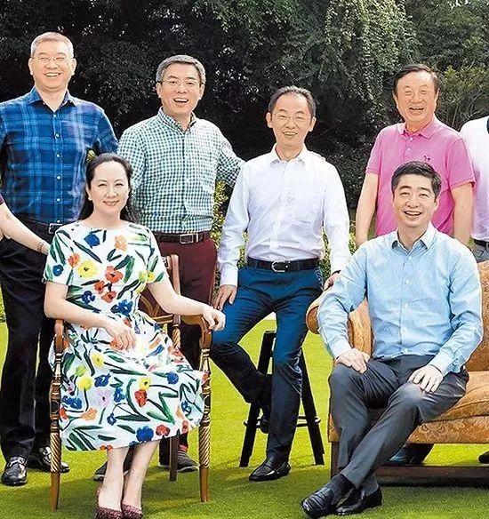马嘉祺|任正非二婚妻子姚凌：小他30岁，长相温婉气质动人，曾是得力秘书