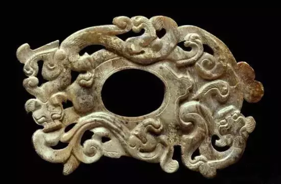 艺术品|高古玉尊贵价值无法估量：古玉收藏正步入黄金时代