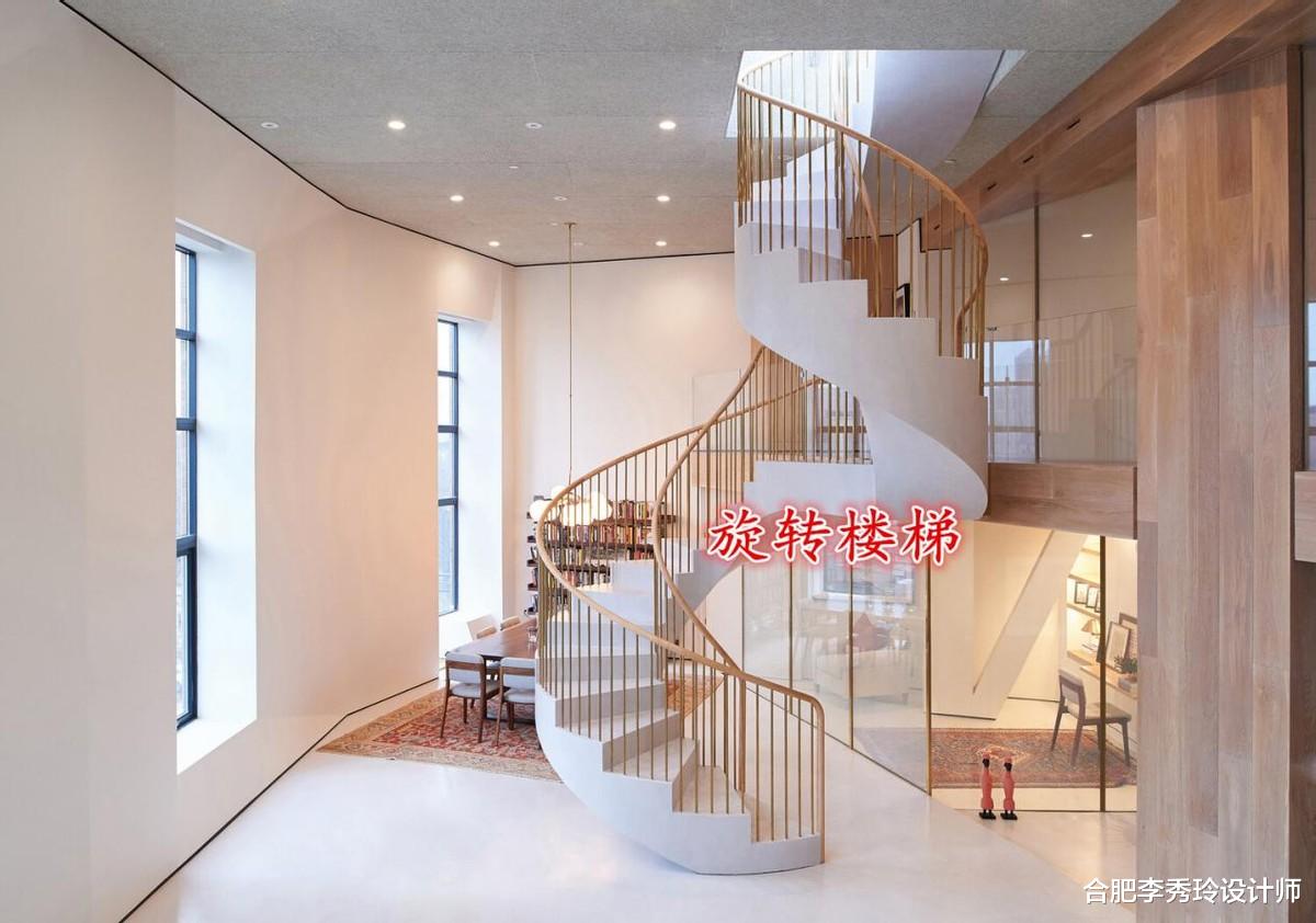 挑空客厅+旋转楼梯，不只是豪宅标配，也是小户型装修的爆款组合