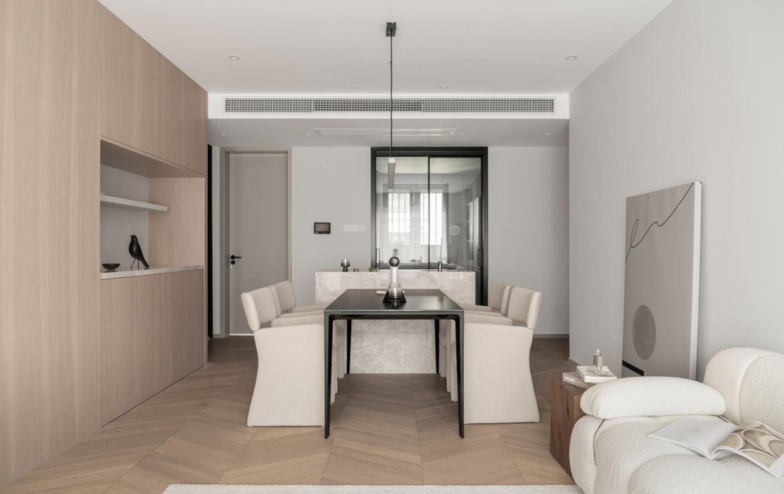 难怪原木风越来越流行,她家就算没有做造型,效果也依然很棒