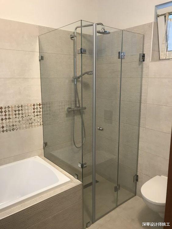 深零设计师姚工|卫生间再小，也不耽误装玻璃做淋浴隔断，平时贴墙放，一点不占地