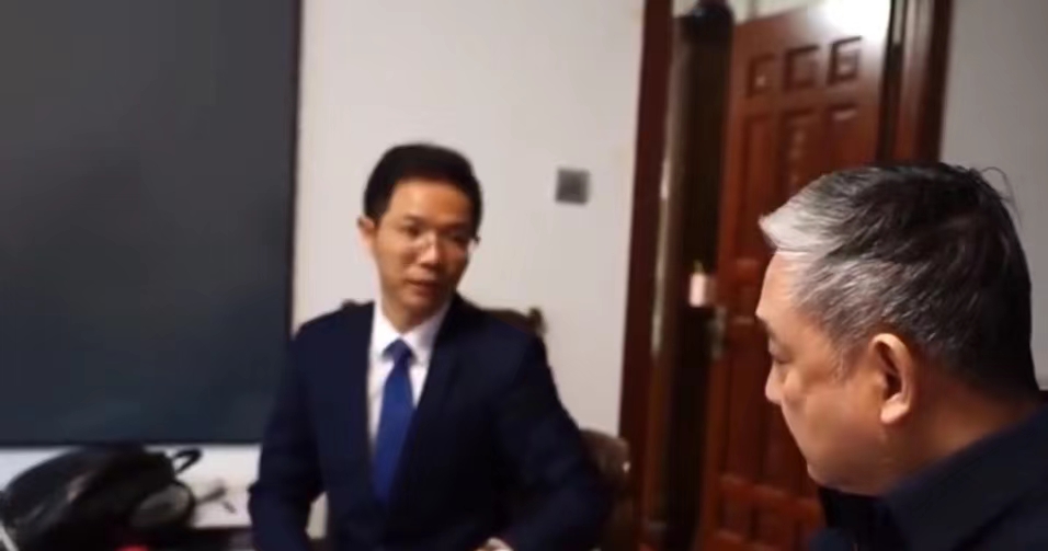 律师|错换人生，十年追诉期已过，即使没有办法问责，那也一定要个说法