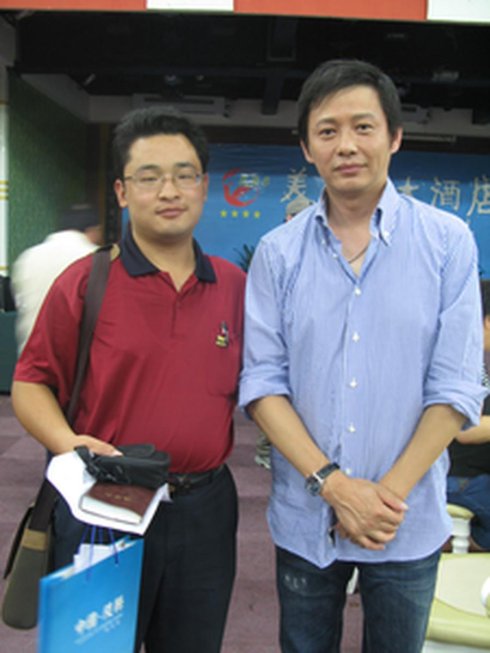 程前|如今的程前57岁了，也算是老来得子，一家三口看上去十分的幸福